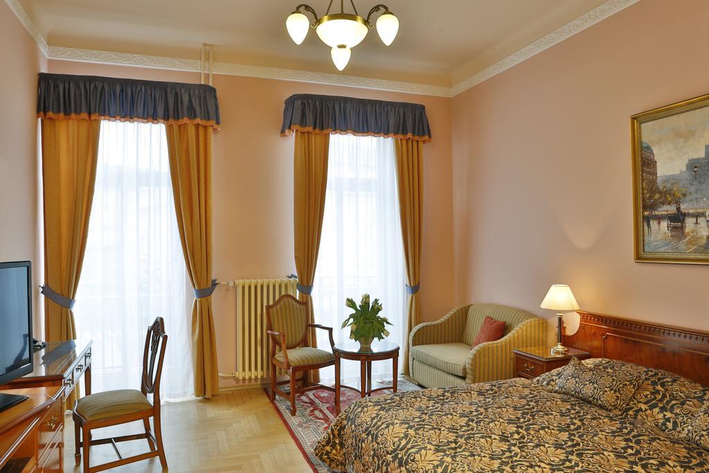 Double Room Colonnade View,185006904:JPEG